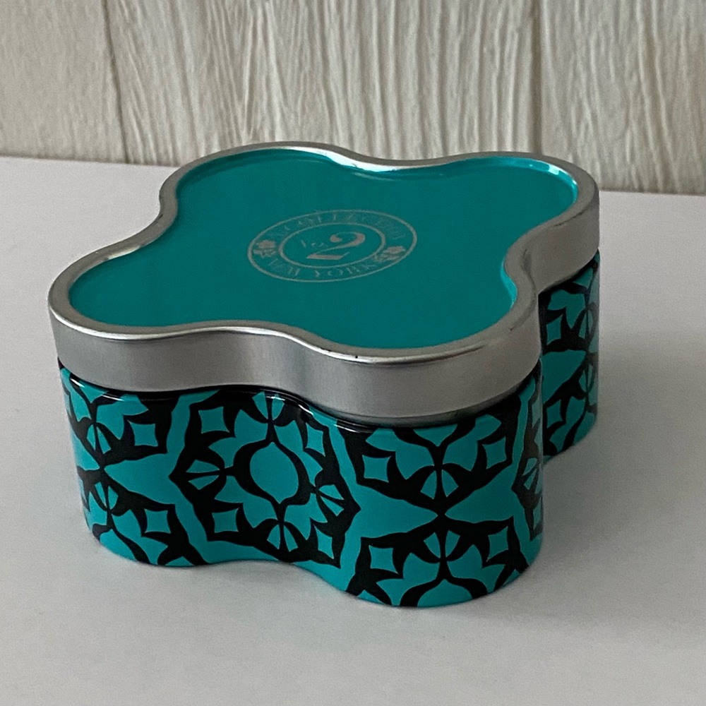 Yankee Candle Y Collection Penelope Tin Candle NEW - Picture 5 of 12